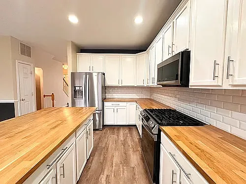 8542 Albert Ln — Photo 10