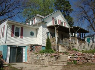 1520 Hawthorne Ave, Crete, NE 68333