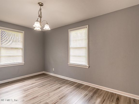 5th image of 2828 Calloway Cir Unit No 3 Lot 1