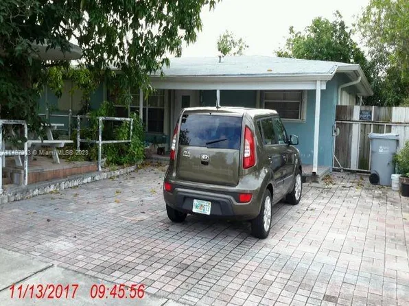 140 NE 17th Ct N, Pompano Beach, FL 33060