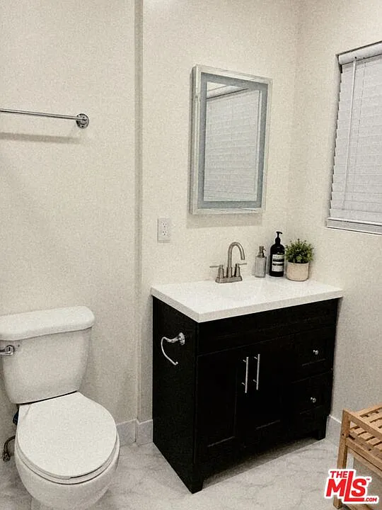 1 bed, 1.0 bath, $1,995 — Photo 4