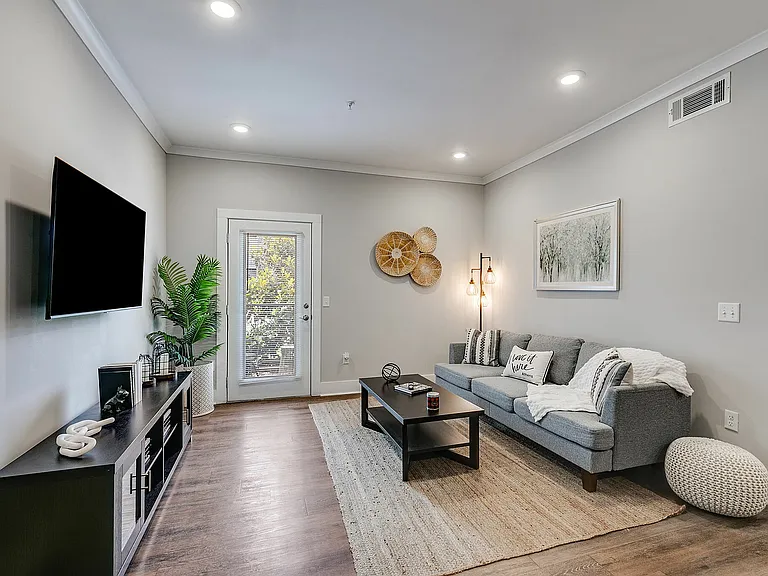 Paragon Luxury Apartments