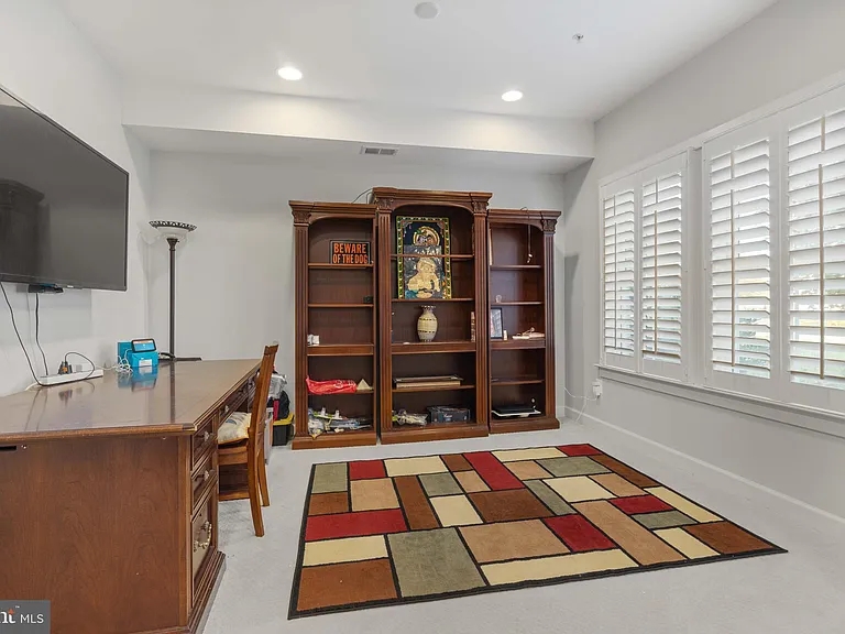 412 Blue Flax Pl — Photo 29