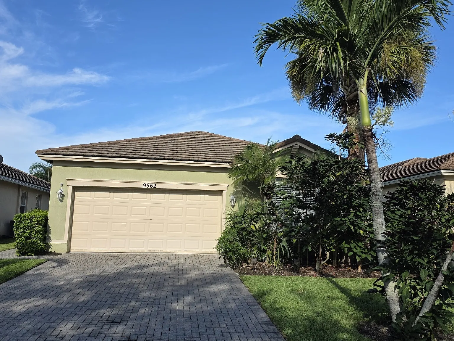 3 bed, 1657 sqft, $2,695 — Photo 2