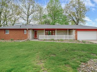 48 Sunnyside Dr, Battle Creek, MI 49015