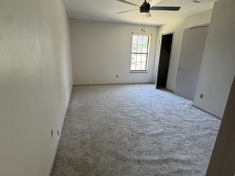 210 Tatom Ave — Photo 12