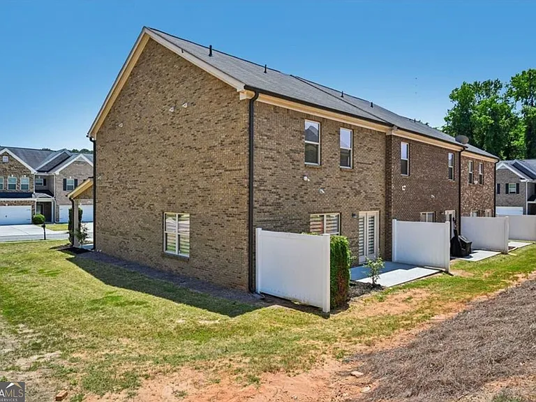 256 Centerview Way — Photo 32
