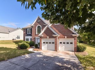 1061 Fairmont Park Dr, Dacula, GA 30019