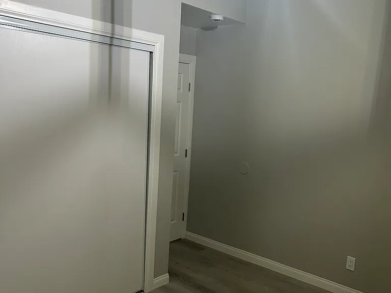 5328 Almont St — Photo 10