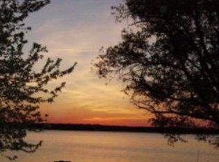 421 Fanning Rd, Big Sandy, TN 38221