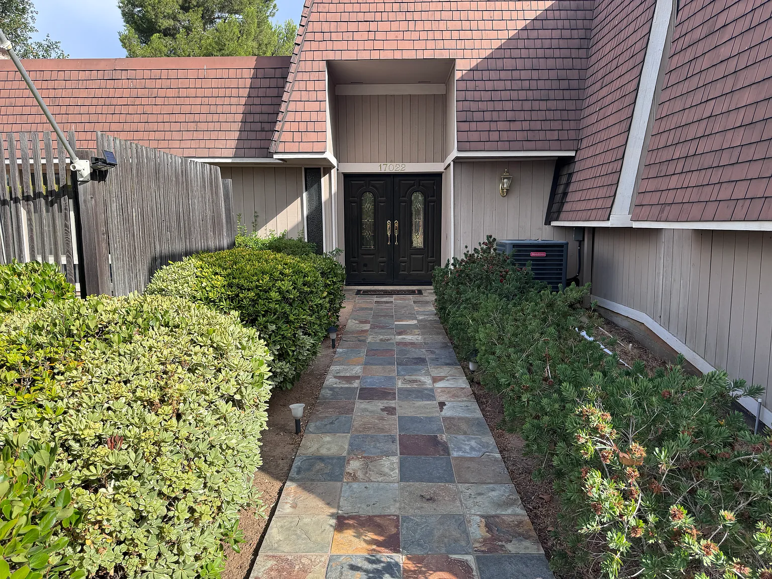 17022 Saint Andrews Dr — Photo 3