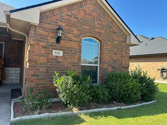 3 bed, 1733 sqft, $2,200 — Photo 4