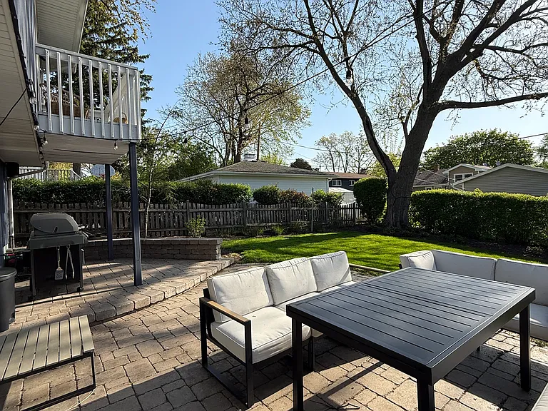 315 N Linden St — Photo 3