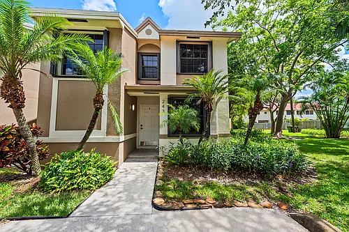 243 City View Dr Photo 1
