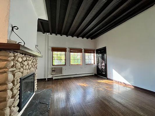 Rented by Oxford Property Group | media 15