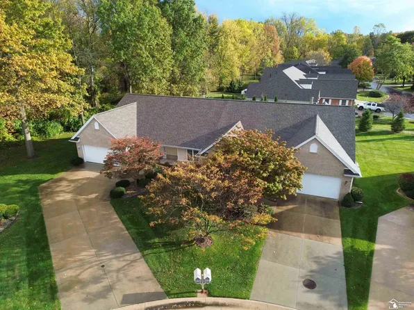 3168 Crystal Ct, Lambertville, MI 48144