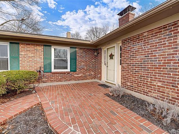 2nd image of 5242 Ackerman Blvd