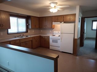 1400 Old Main St S #1, Cambridge, MN 55008