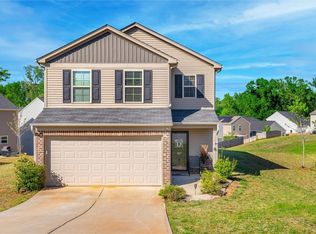 807 Millsgrove Ct, Boiling Springs, SC 29316