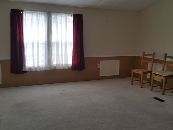 Spacious, open Living Room
