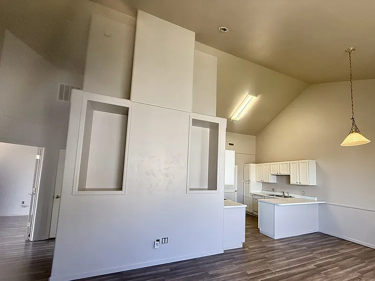 2457 Thunder Mountain Dr — Photo 4