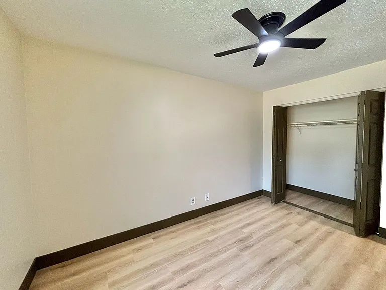 Breckenridge Davenport Apartments — Photo 125