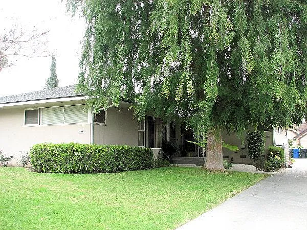 150 Acacia Ave — Photo 1