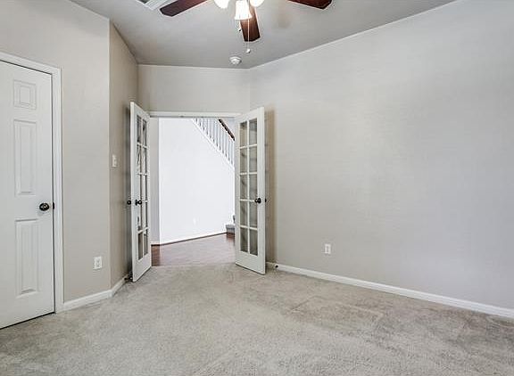 5th image of 1416 Weatherford Dr