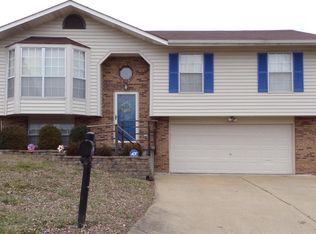 1705 Ballard Dr, Imperial, MO 63052