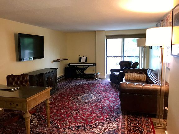 5th image of 2800 44th St W #105
