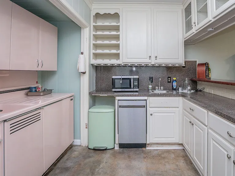 1101 Biscayne Dr — Photo 16