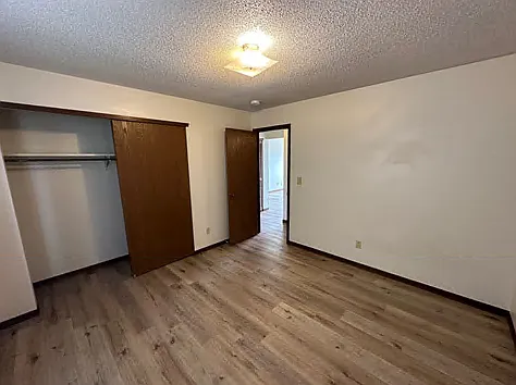 922 Boston Way — Photo 2