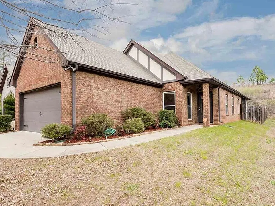 109 Oxmoor Place Cir