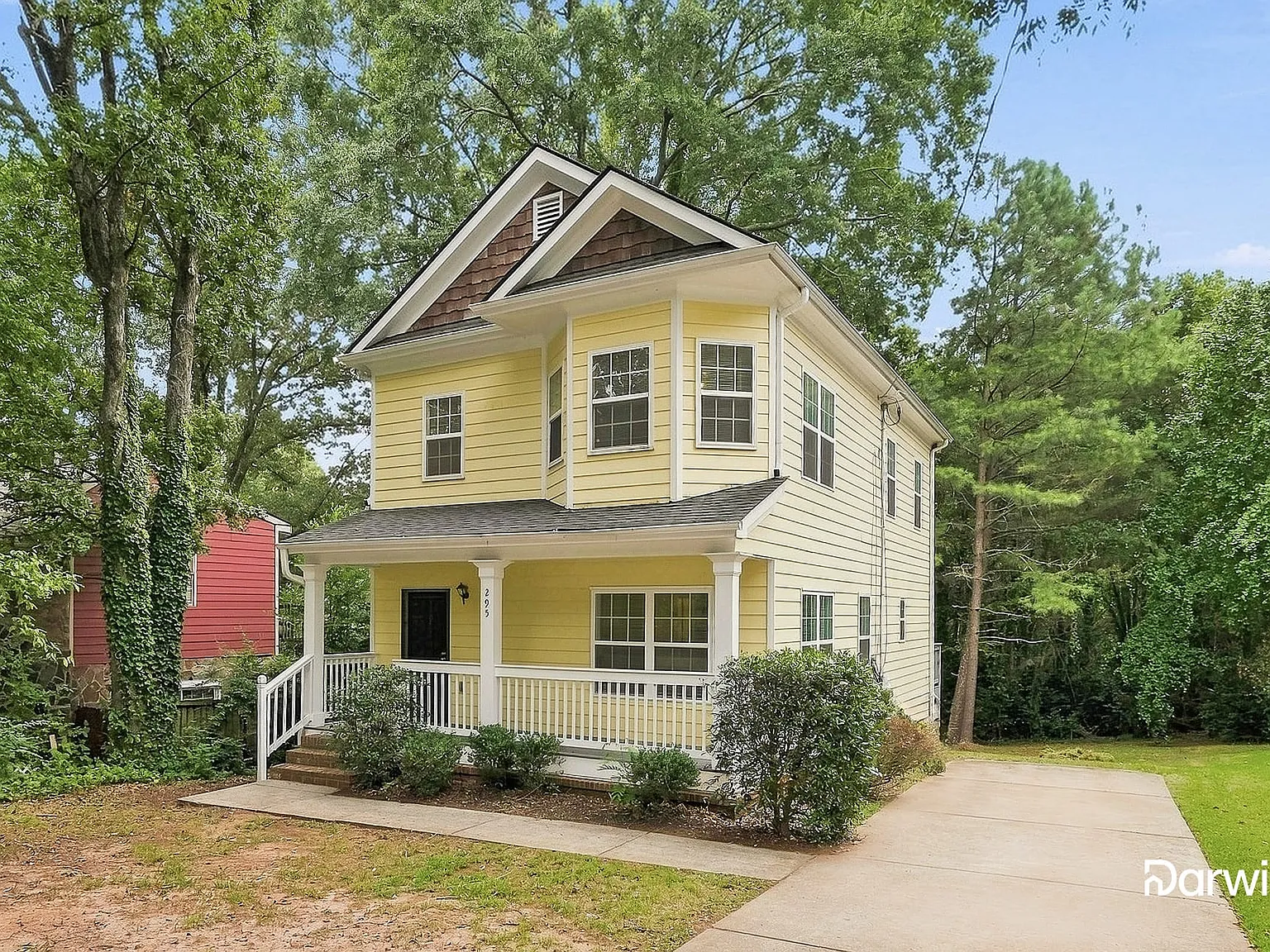 4 bed, 3.0 bath, 1898 sqft, $2,015 — Photo 2