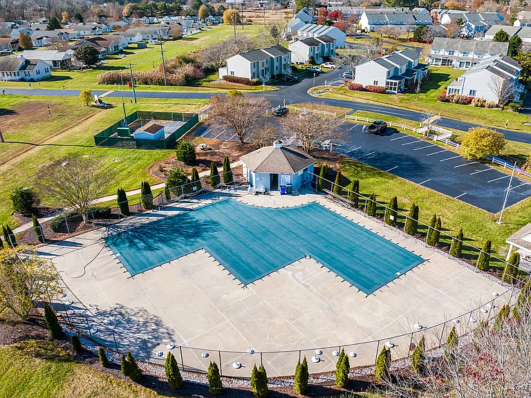 Bethany Meadows community pool open seasonally.