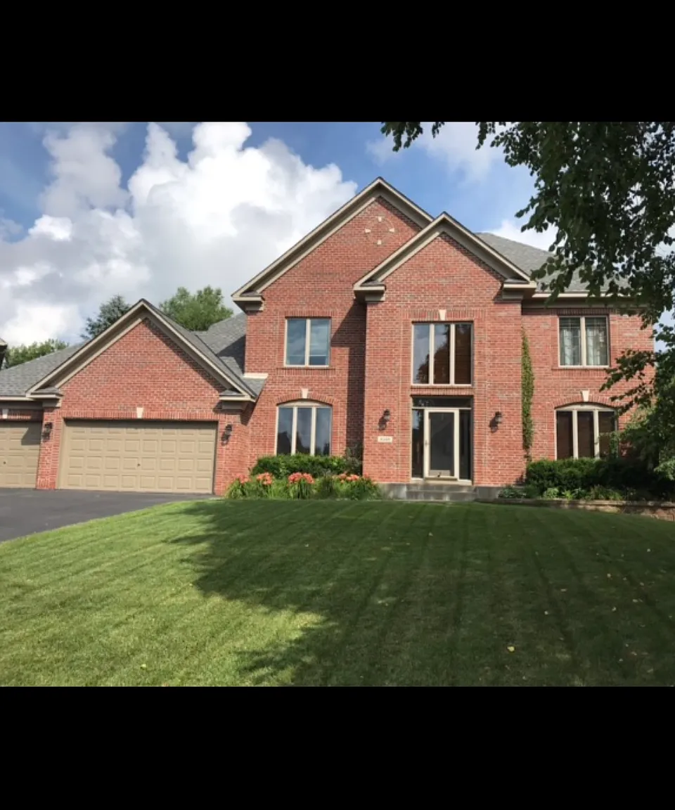 4 bed, 3700 sqft, $3,700 — Photo 1