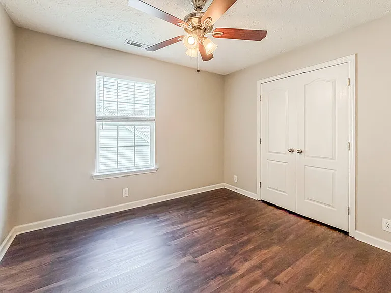 2816 Windcrest Trl — Photo 12