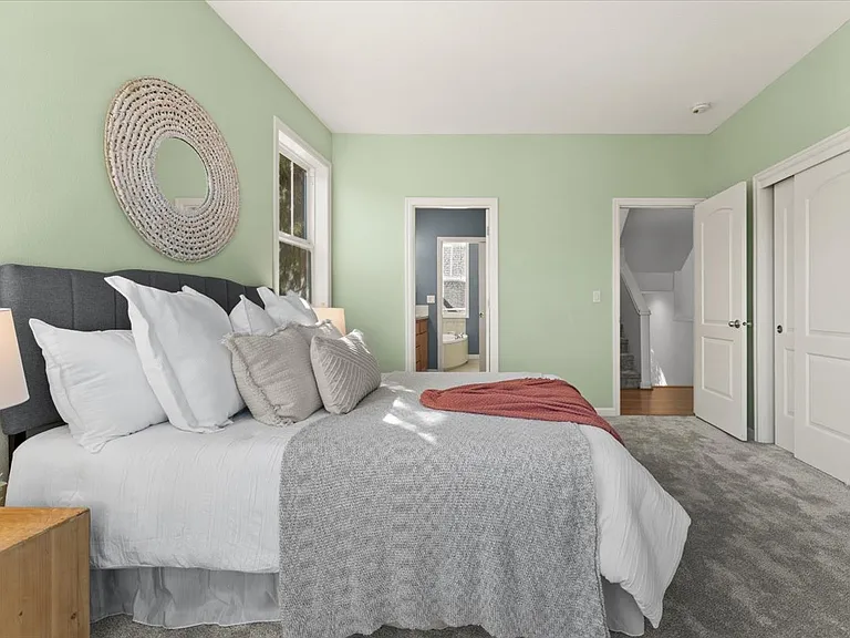 2352 NW Brewer Ln — Photo 27