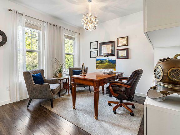 4th image of 2850 McCallum Rd #10