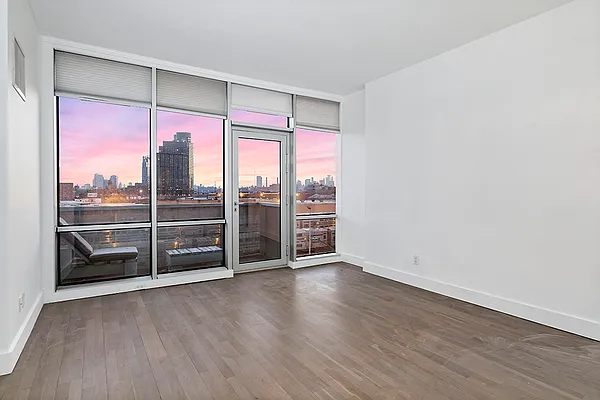 Rented by Compass | media 13