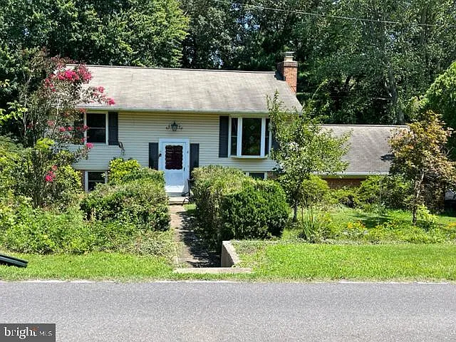 8 Somerset St photo 1