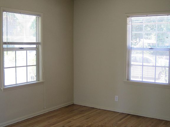 3rd image of 6706 Aldea Ave