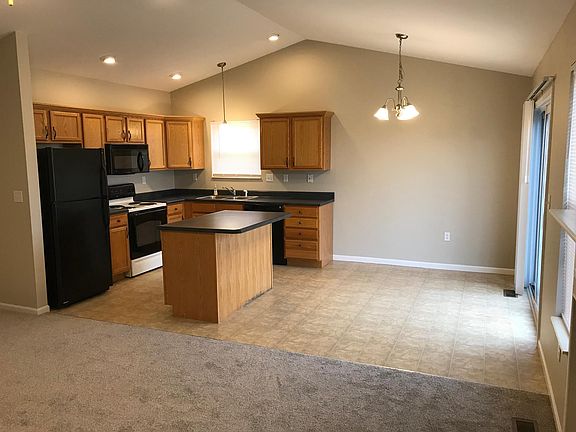 2nd image of 314 Jillian Dr