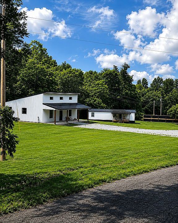 1st image of 803 Old Poplar Cove Rd