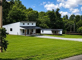 803 Old Poplar Cove Rd, Jamestown, TN 38556