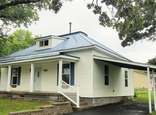 1002 Vernon Ave, Farmington, MO 63640