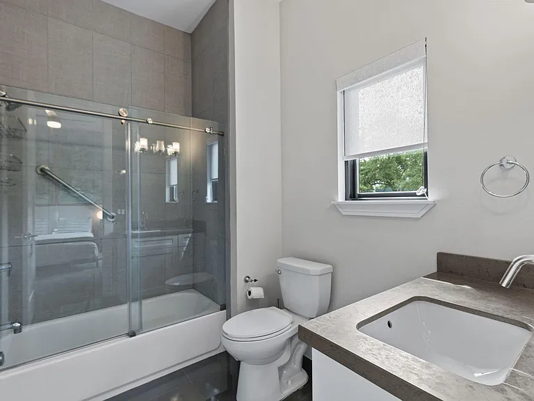 2518 Southgate Blvd — Photo 27