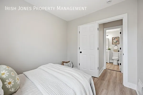 61 Princeton Pl #1 — Photo 16