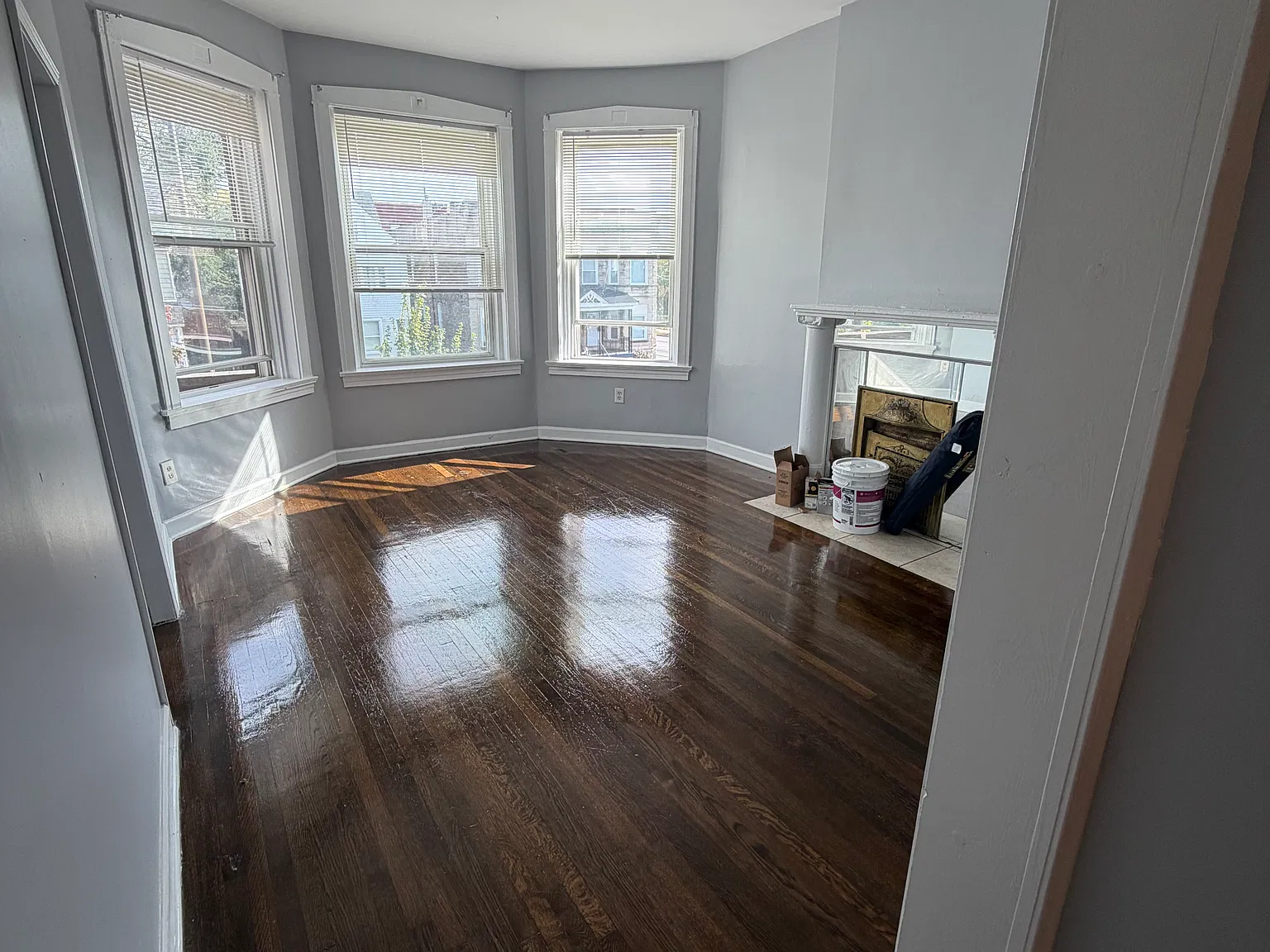 4 bed, 1400 sqft, $2,000 — Photo 3