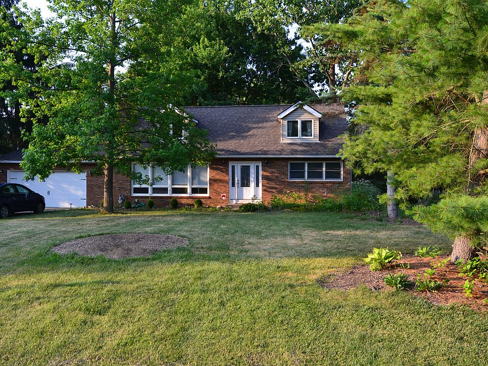 1st image of 11550 Windridge Dr NW